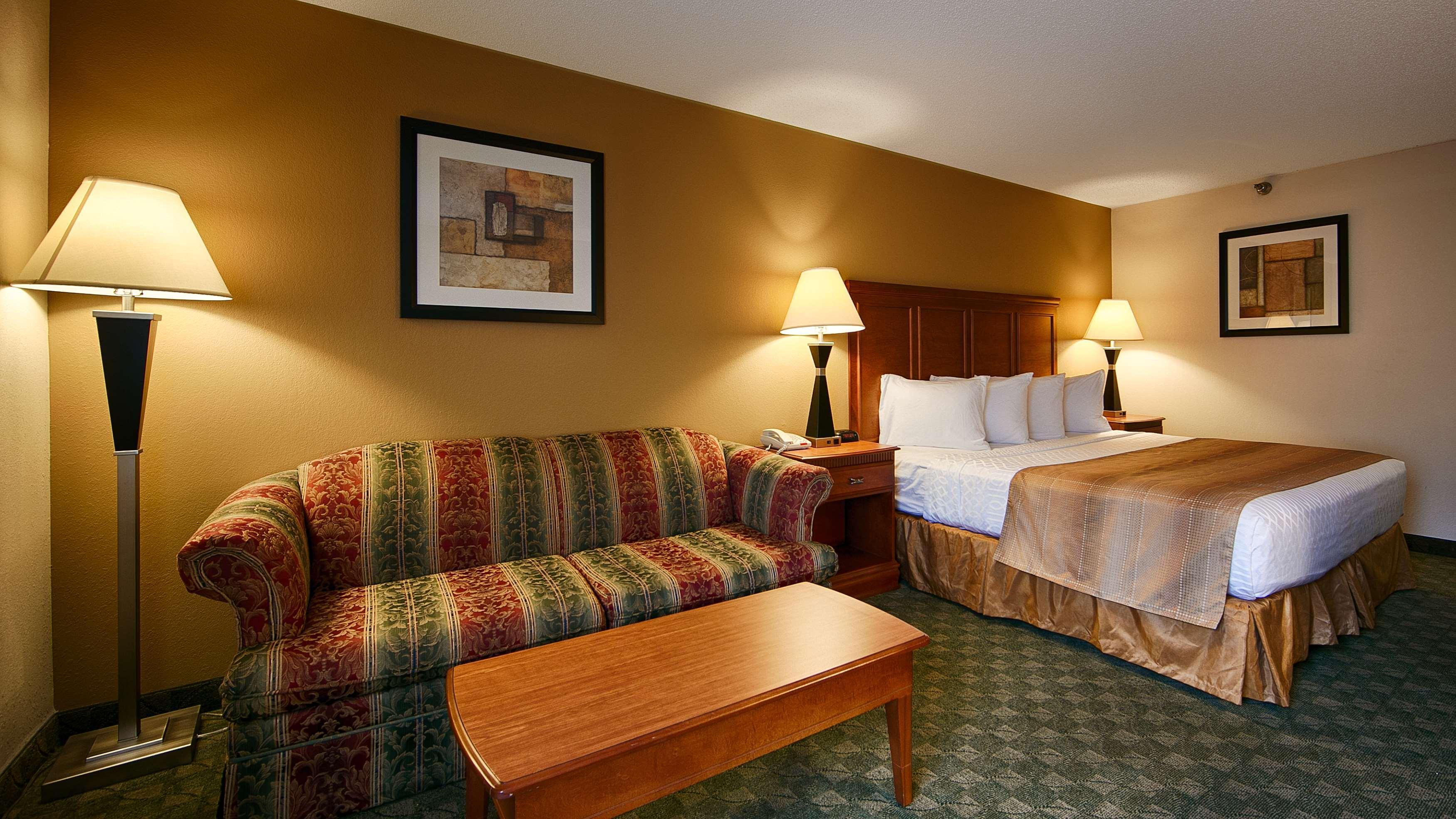 Western Indiana I-70 Hotel Richmond